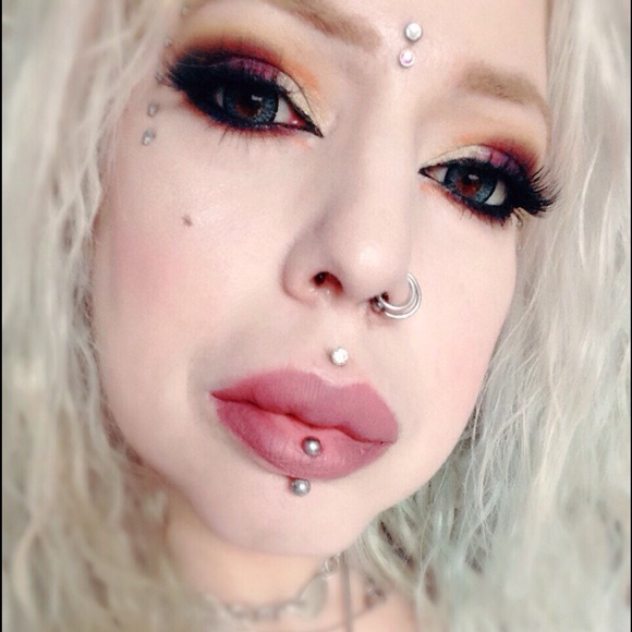 Meet your Posher, Luna ๐
๐ป๐๐๐ - Picture 2 of 11